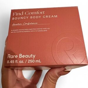 NWT Rare Beauty Find Comfort Bouncy Body Cream